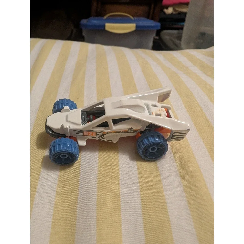 2017 SNOW STORMERS Design TEAM HOT WHEELS CORKSCREW BUGGY☆white/orange☆LOOSE